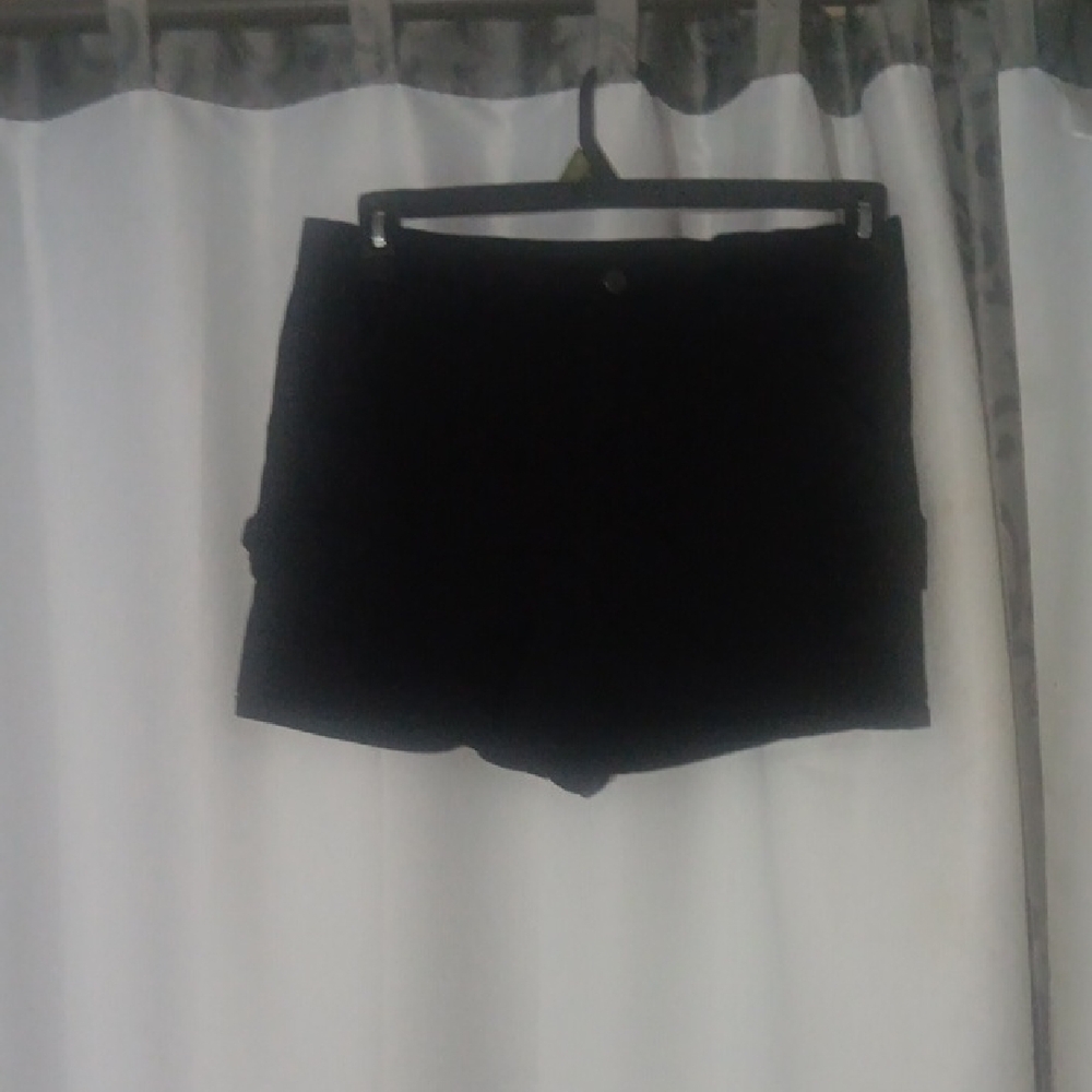 Madden NYC Black Women's  Stretch Shorts